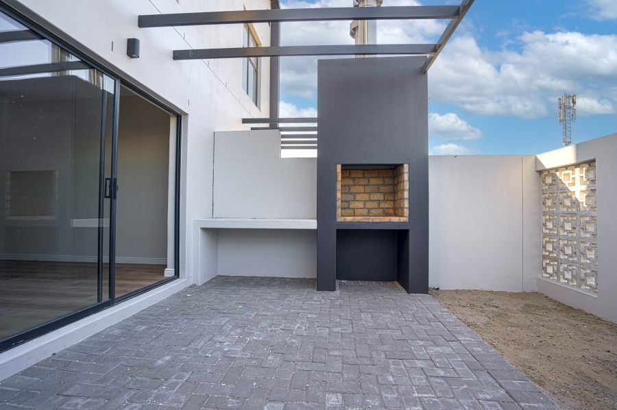 3 Bedroom Property for Sale in Sandown Western Cape